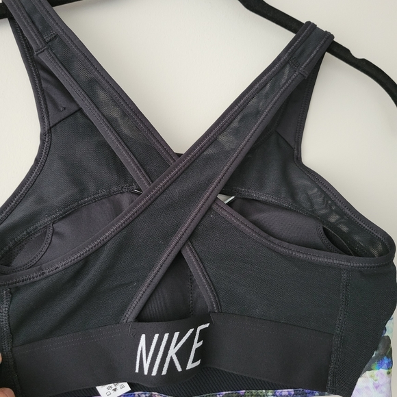 NIKE | Sports Bra - Picture 4 of 4